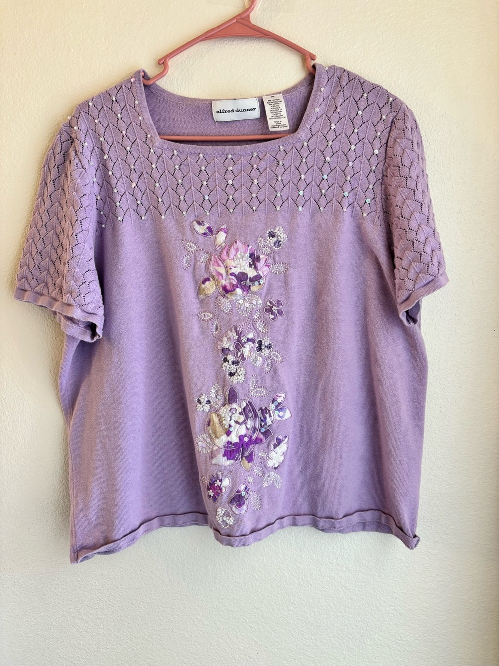 Beautiful Alfred Dunner embellished knit top in size XL!